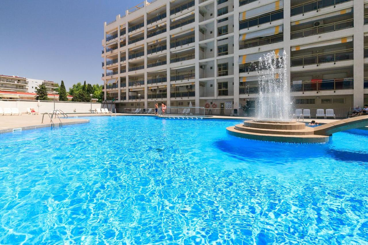 Uhc Michelangelo Apartments Salou Extérieur photo