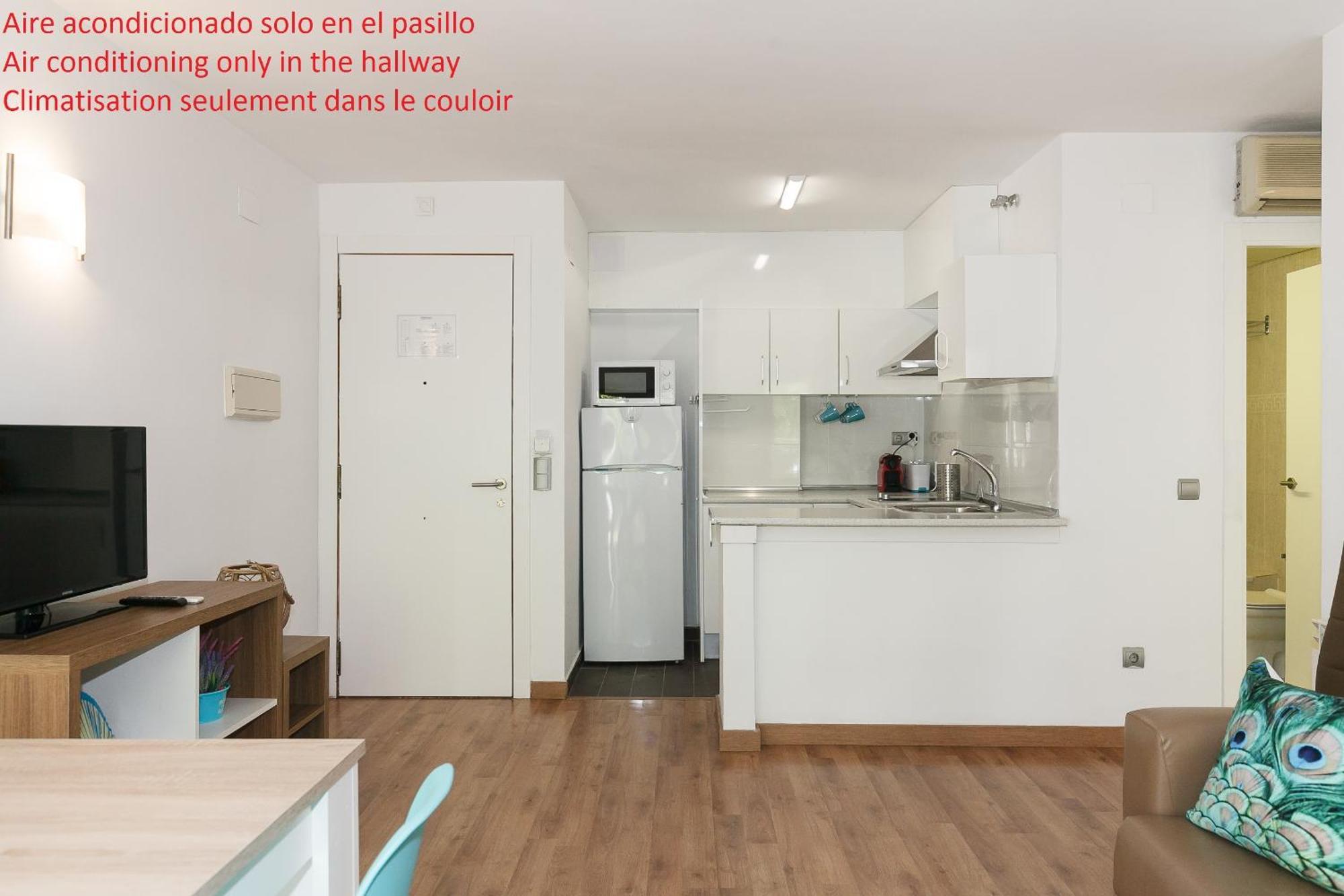 Uhc Michelangelo Apartments Salou Extérieur photo