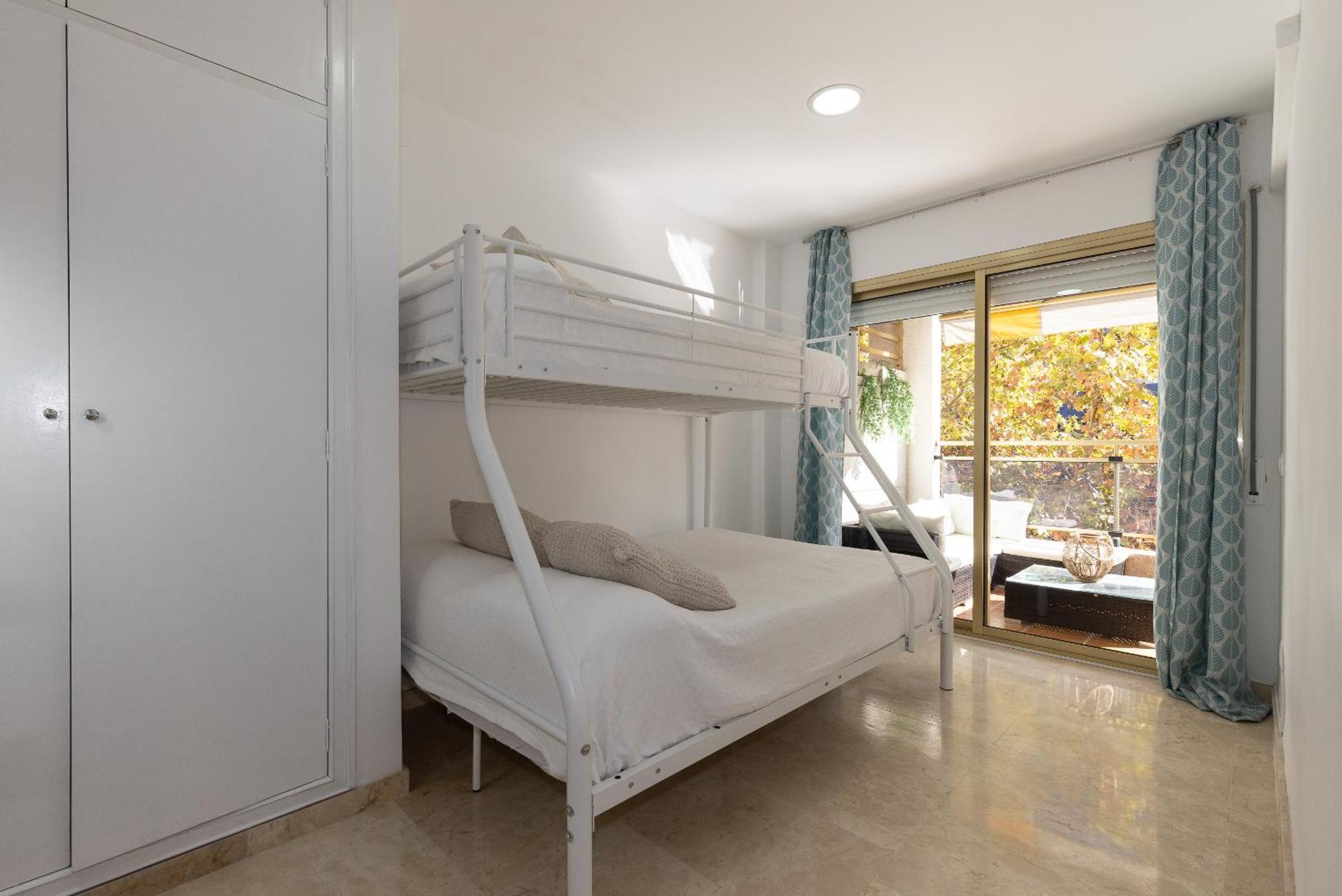 Uhc Michelangelo Apartments Salou Chambre photo