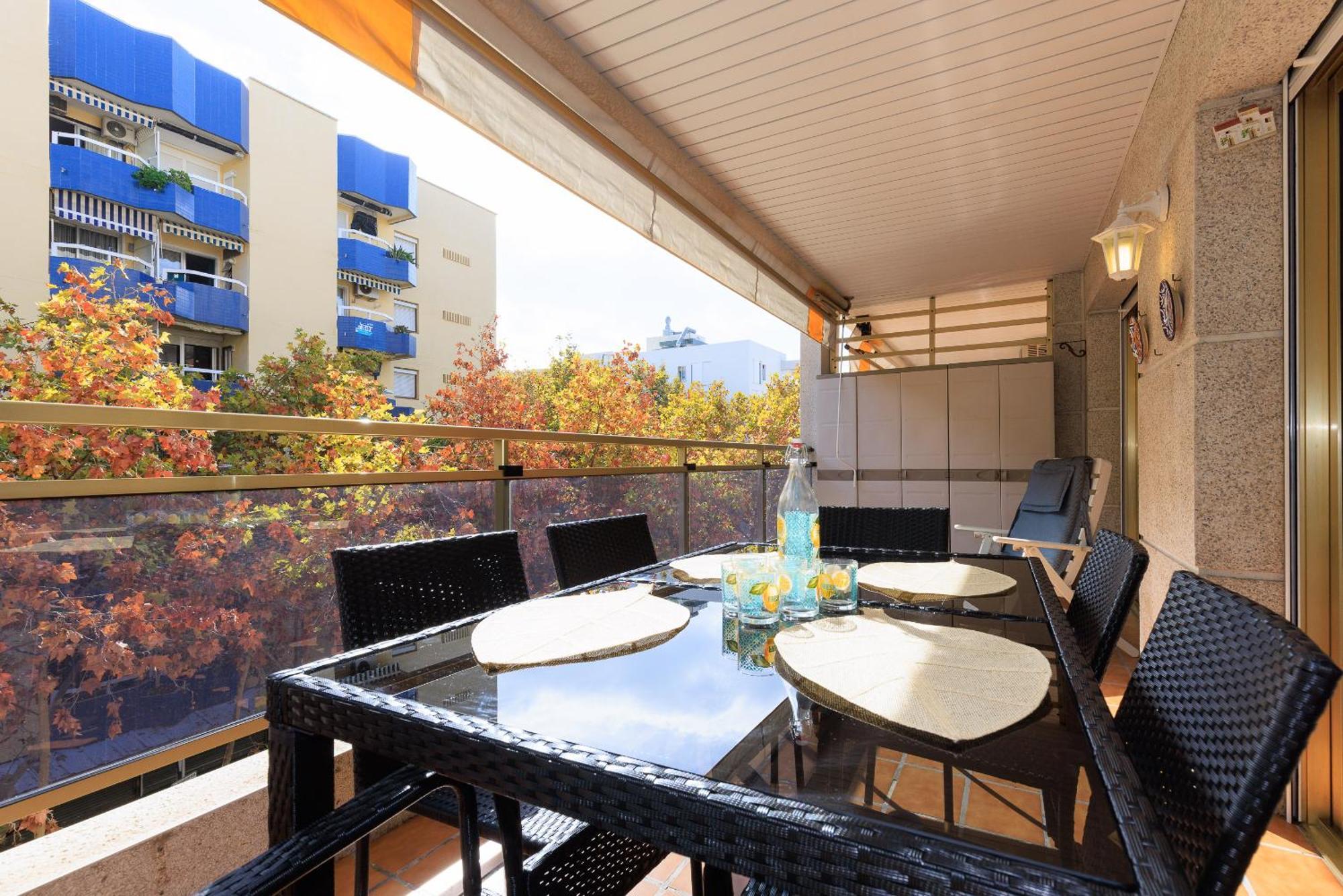 Uhc Michelangelo Apartments Salou Chambre photo